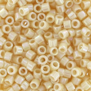 Miyuki Delica 10/0 DBM0157 - Opaque Cream AB x8g