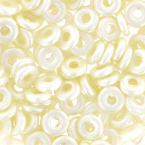 O Bead 4 mm Pastel Light Cream x5g