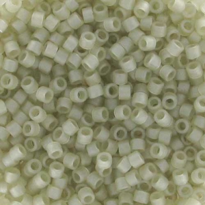 Miyuki Delica 11/0 DB0383 - Mat Transparent Oyster Luster x8g