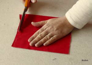 marquer le tissu et couper le tissu