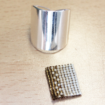 Bagues tissage de perles rectangle Miyuki : Etape 14