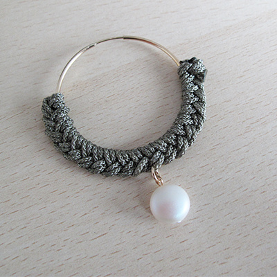 Créoles tressées Gold Filled (or laminé) et fil de jade : Etape 5