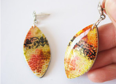 Boucles d'oreilles en pâte polymère encres Piñata et feuille de transfert : Etape 12