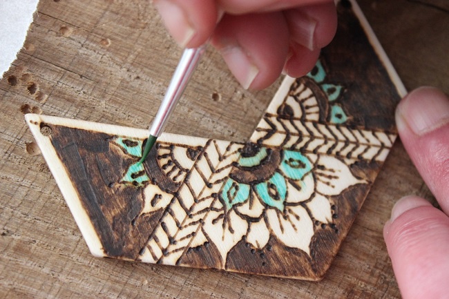 comment-faire-pyrogravure-sur-bois-fiche-technique-conseils-astuces-02