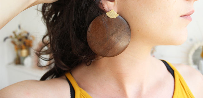 Grosses boucles d'oreilles XXL fantaisie en bois style ethnique