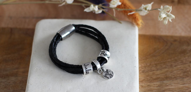 Bracelet pour homme en cuir avec prénoms gravés