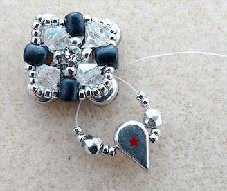 Bracelet Mercy avec des perles IOS® et Amos® par Puca® : Etape 10