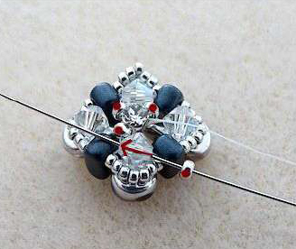 Bracelet Mercy avec des perles IOS® et Amos® par Puca® : Etape 8