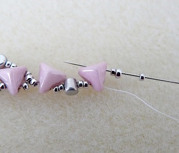 Bracelet Cory avec Super-KhéopS® et Minos® : Etape 6