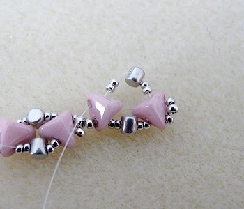 Bracelet Cory avec Super-KhéopS® et Minos® : Etape 7