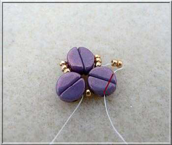 Bracelet DIY forever en perles de verre Kos et Arcos par Puca : Etape 4