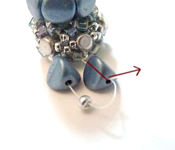 Collier Perle « Ilona » © par PUCA® : Etape 19