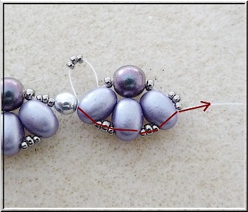 Collier Suzie en perles en verre Samos® par Puca® : Etape 9