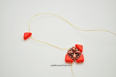 Collier_tango_superduo_pompons