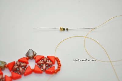 Collier_tango_superduo_pompons