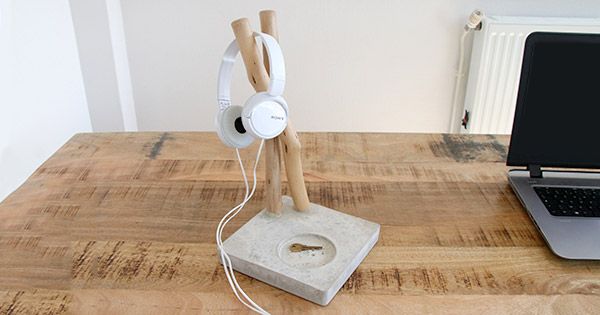 DIY Support pour casque audio en béton et bois flotté