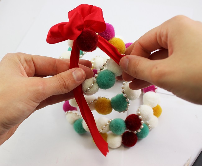 sapin-de-table-fil-aluminium-pompon-ETAPE_5h