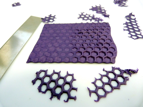 Collier ethnique en pâte polymère avec la technique du Mica Shift : Etape 2