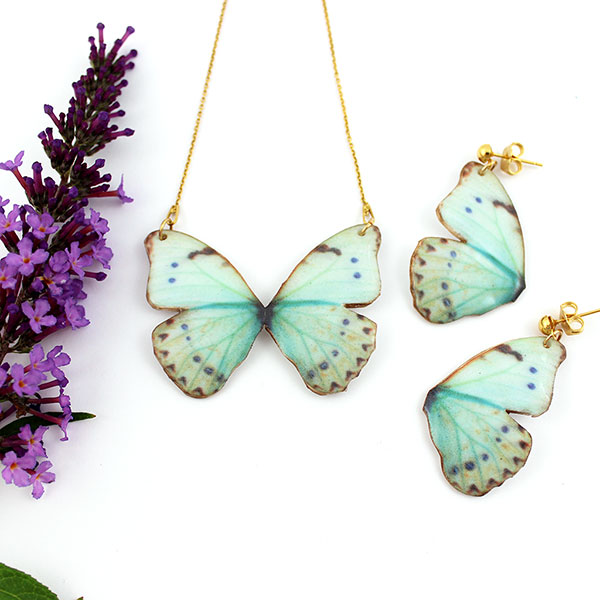 Schéma Collier papillon en organza, pâte Fimo et résine UV