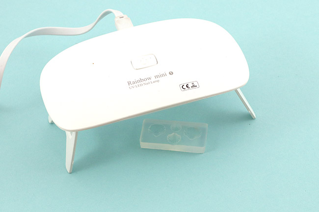 Boucles d'oreilles coquillage premi&egrave;re coul&eacute;e de r&eacute;sine