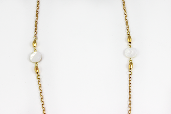 Sautoir attrape rêve avec perles et breloque en nacre : Etape 2