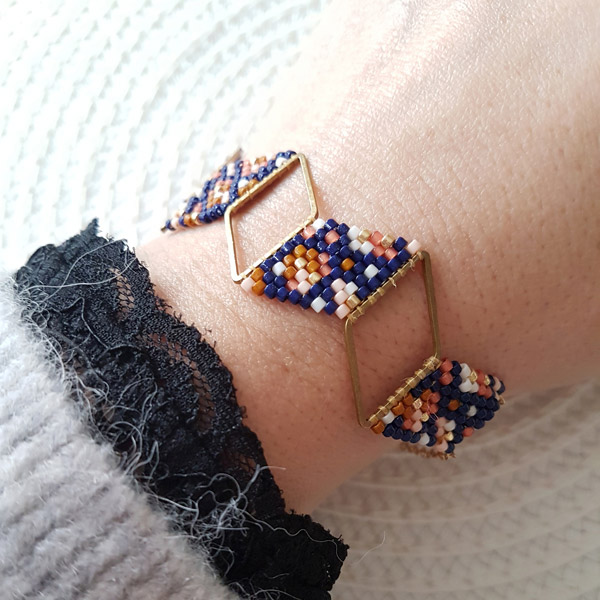 Boucles d'oreilles géométriques intercalaires losanges et tissage brickstitch par Lili Azalée : Etape 7