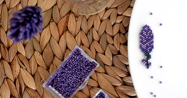 DIY Tissage brin de lavande en perles Miyuki Delicas DIY Tissage brin de lavande en perles Miyuki Delicas