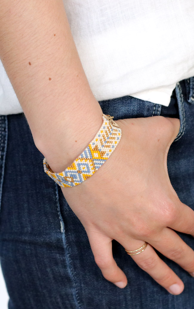 Schéma Bracelet Miyuki tissage Peyote Impair couleurs Estivales