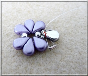 Bracelet Connie en perles en verre Amos®, Bugles Miyuki et PureCrystal Crystal Mesh : Etape 7