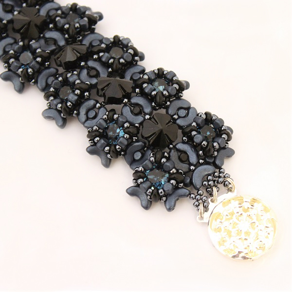 Bracelet manchette en perles Minos, Arcos et Super Duo