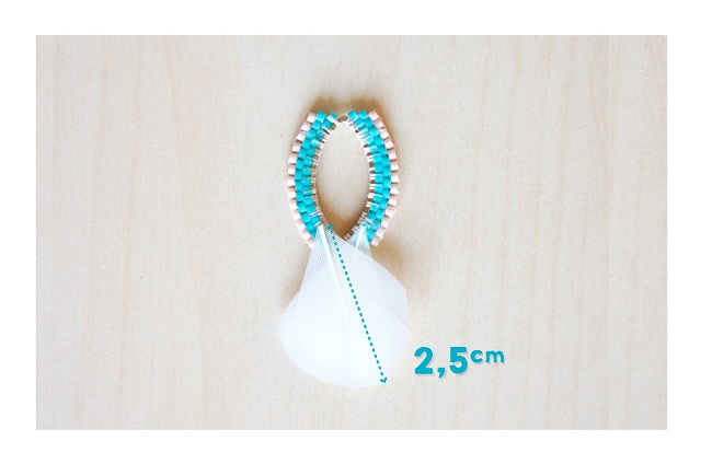 /diy-sautoir-tissage-brick-stitch-oeil-plumes-05