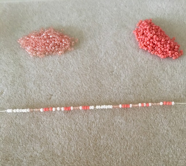 Bracelet spirale au crochet avec des perles de rocaille 11 : Etape 2