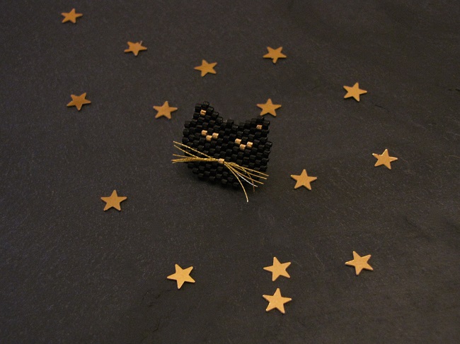 Tissage brick stitch tête de chat : Etape 3 Tissage brick stitch tête de chat : Etape 3