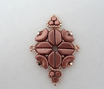 Boucles d'oreilles avec perles Tinos®, Arcos®, Minos® par Puca® : Etape 20