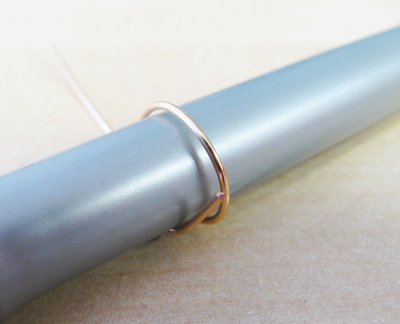 Trio bagues de phalange Breloque Feuilles Strass PureCrystal et Perles Chips : Etape 4