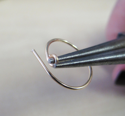 Trio bagues de phalange Breloque Feuilles Strass PureCrystal et Perles Chips : Etape 5