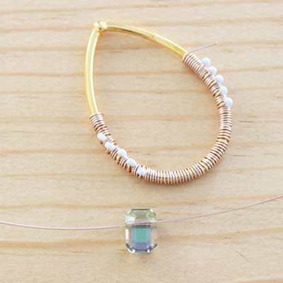 Boucles d'oreilles Fil Miyuki PureCrystal doré rose : Etape 4