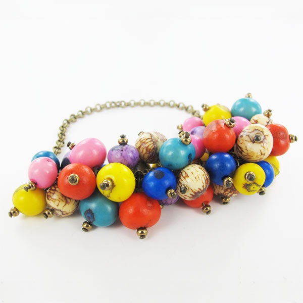 Bracelet coloré avec des Graines Açaï Bracelet coloré avec des Graines Açaï