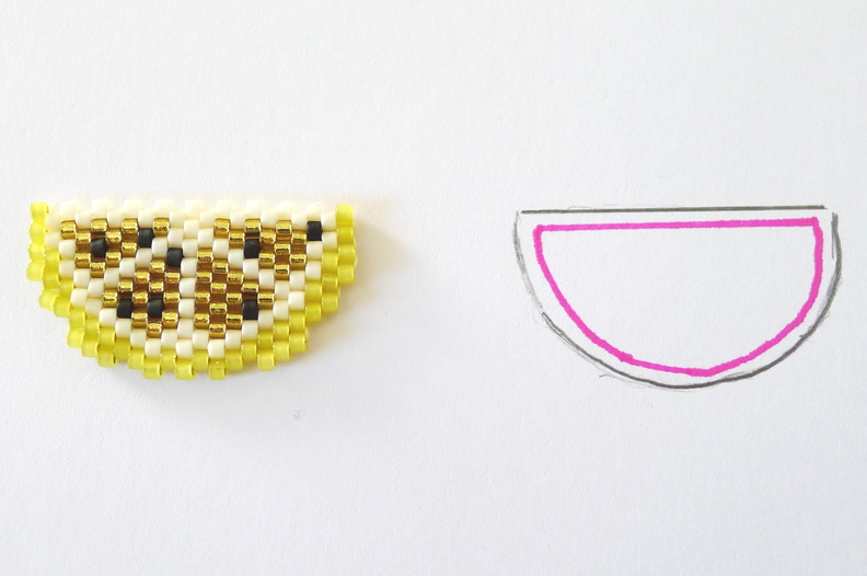 Assortiment de Pin's tranches de fruits en tissage de perles Miyuki : Etape 15