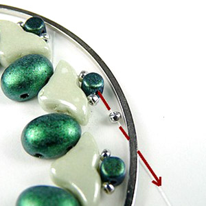 DIY Miroir de poche en perles en verre par Puca® : Etape 4