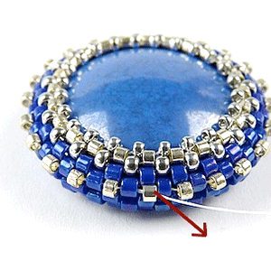 etape 12- Bague Pam perles en verre Piros Puca