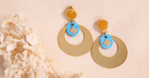 Boucles d'oreilles fantaisie pendantes avec pierre imitation turquoise