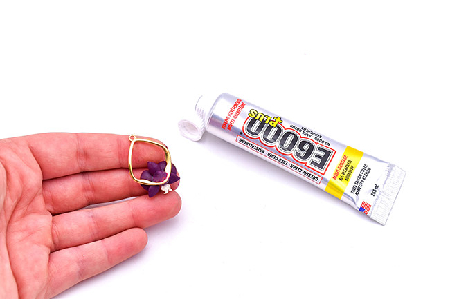 DIY boucles d'oreilles pendantes orchidées en pâte polymère : Etape 5