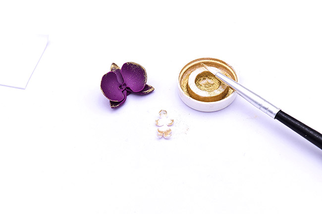 DIY boucles d'oreilles pendantes orchidées en pâte polymère : Etape 3
