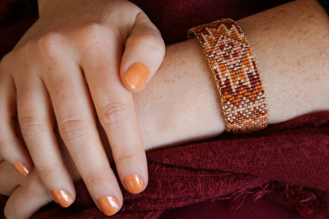 Tutoriel Bracelet manchette en perles miyuki couleurs briques : Etape 10