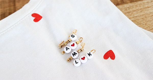 Mini-broches DIY personnalisables perles lettres et Miyuki Delicas 8/0