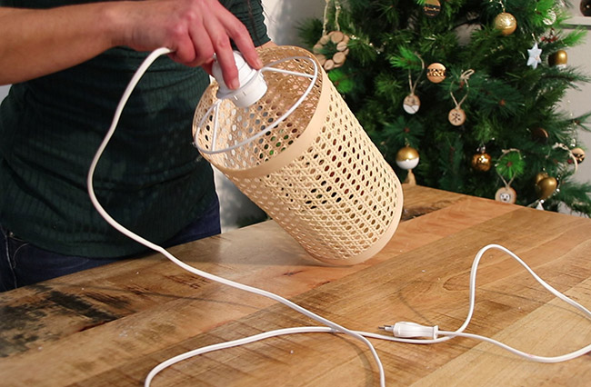 Tuto DIY Lampe en cannage à poser : Etape 4