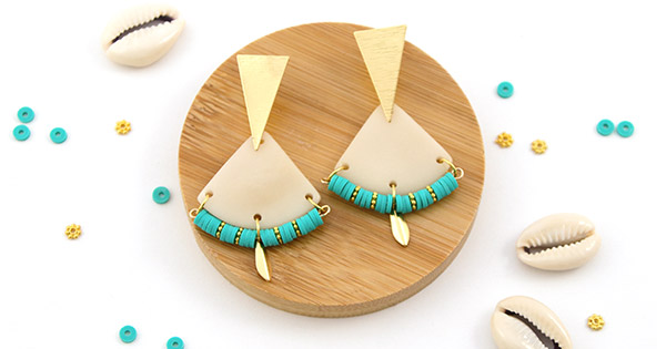 Boucles d'oreilles intercalaire tagua et perles heishi turquoise