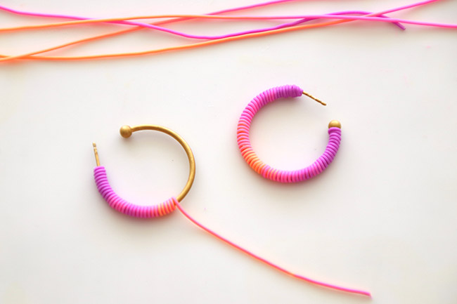 Créoles tie and dye Fimo néon : Etape 3 Créoles tie and dye Fimo néon : Etape 3