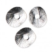 Disques incurvés percés froissés 6 mm en Argent 925 x4|raw }}